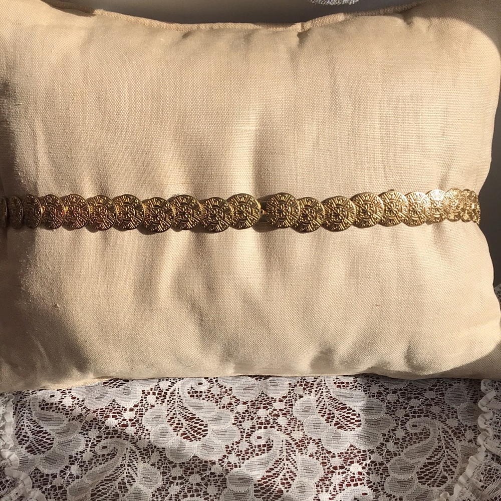 Vintage Gold Coin Belt Gold Tone Disc Link Elastic Stretch Belt sz M